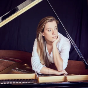 Laura Pastor. Pianista, compositora.